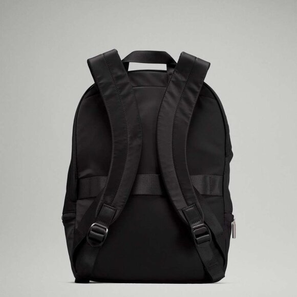 NWOT Lululemon City Adventurer Backpack 20L - Picture 2 of 11